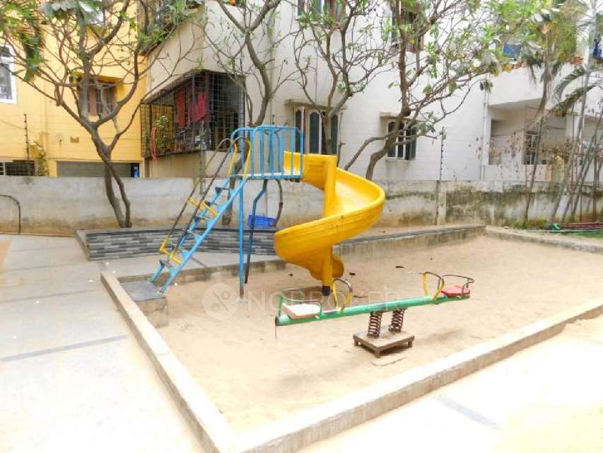 2 BHK Flat In Harivillu Apartments, Manikonda for Rent  In Manikonda