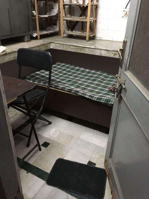 PG for Boys in Mukherjee Nagar