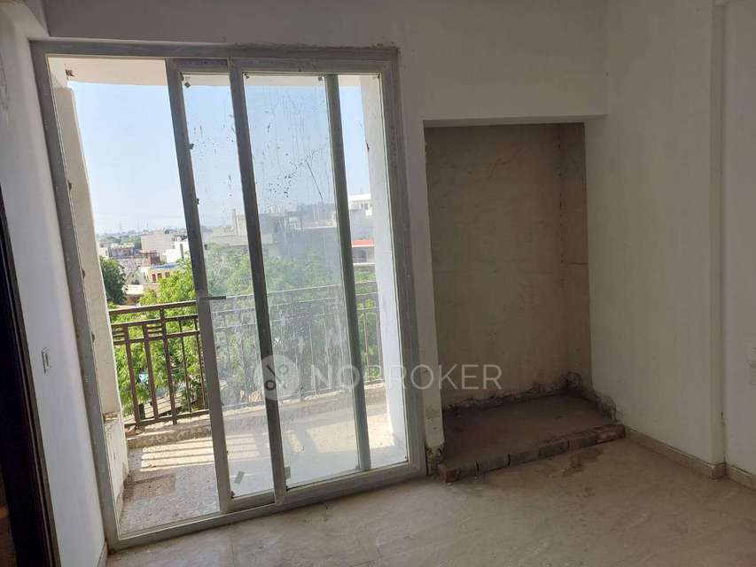 2 BHK Flat In Slf Anushree Apartments For Sale  In Sector 75