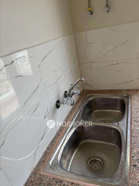 2 BHK Flat In Paramount Golf Foreste For Sale  In Surajpur