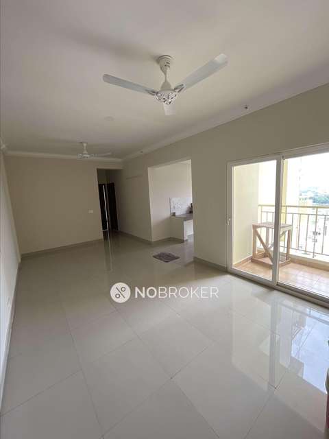 2 BHK Flat In Paramount Golf Foreste For Sale  In Surajpur