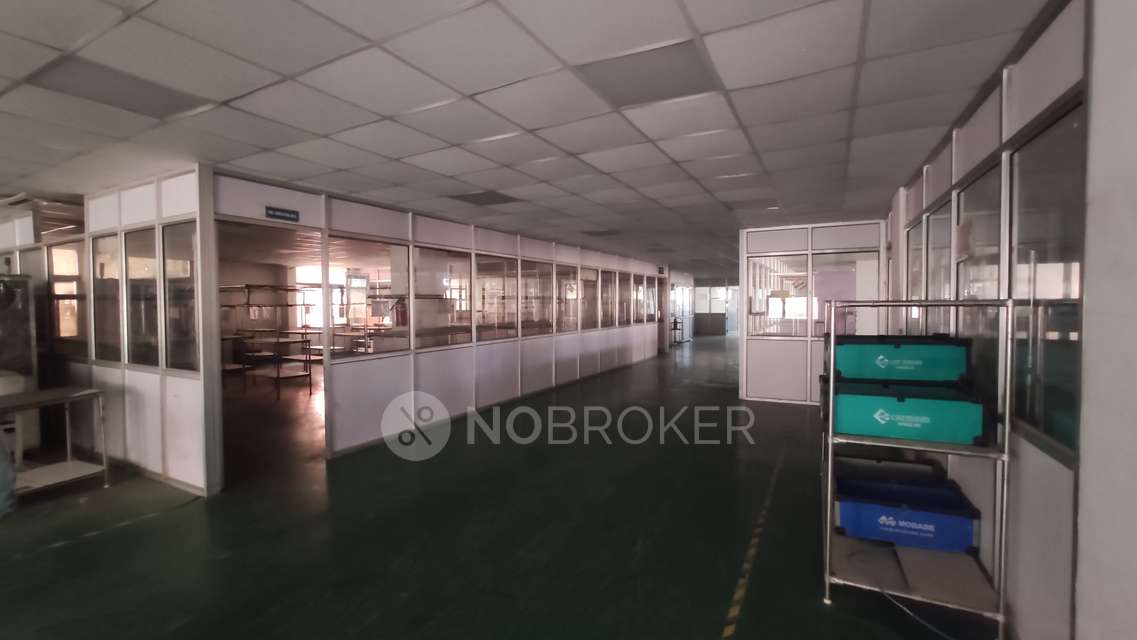 Industrial Building in Sector 80, Noida for Rent 