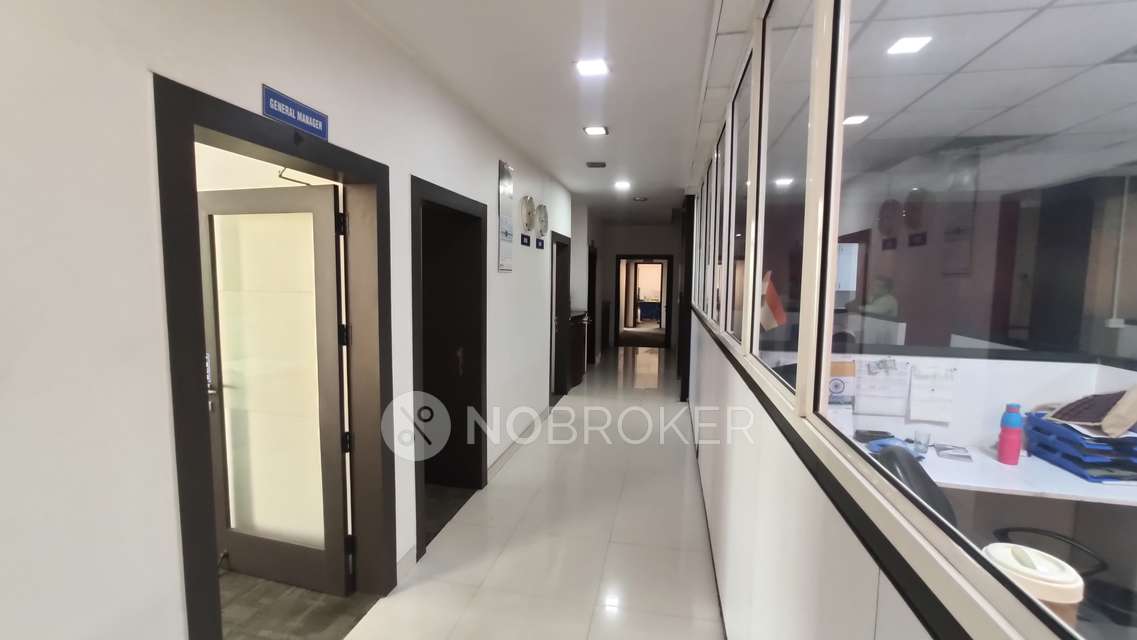 Industrial Building in Sector 80, Noida for Rent 