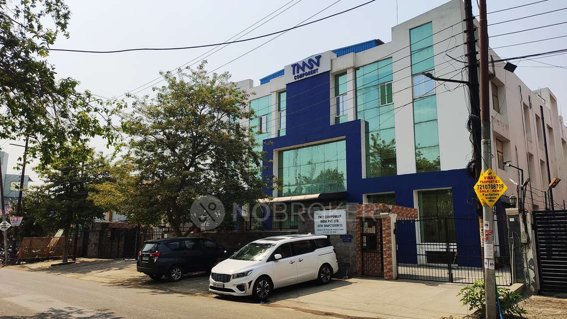 Industrial Building in Sector 80, Noida for Rent 