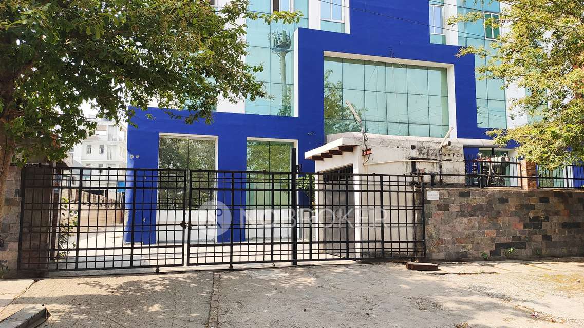Industrial Building in Sector 80, Noida for Rent 