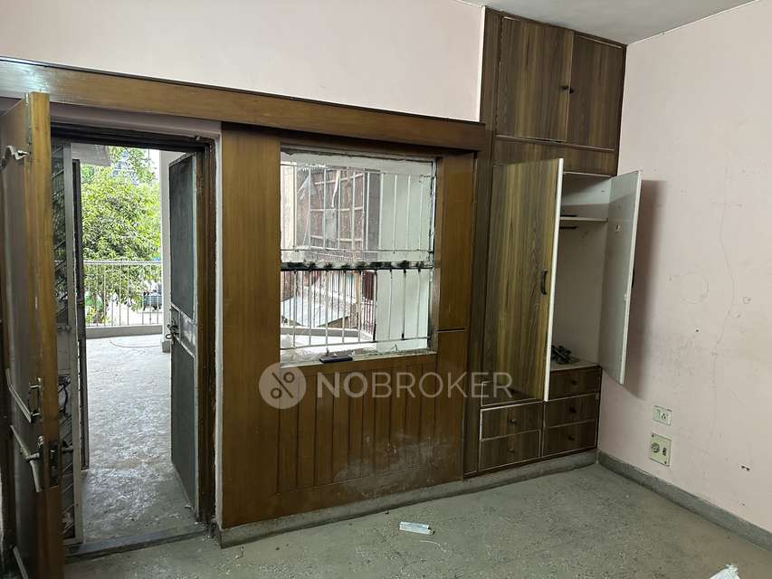 3 BHK Flat In Dda Flat For Sale  In Mayur Vihar Phase 2