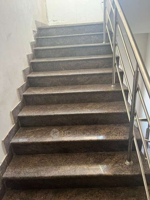 2 BHK Flat In Amarprakash Temple Waves For Sale  In Kundrathur