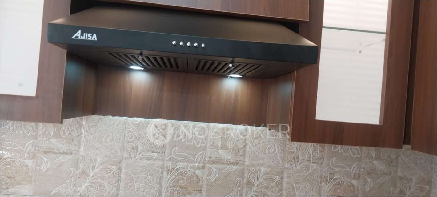 2 BHK Flat In Amrapali Golf Homes  For Sale  In Gaur City 1