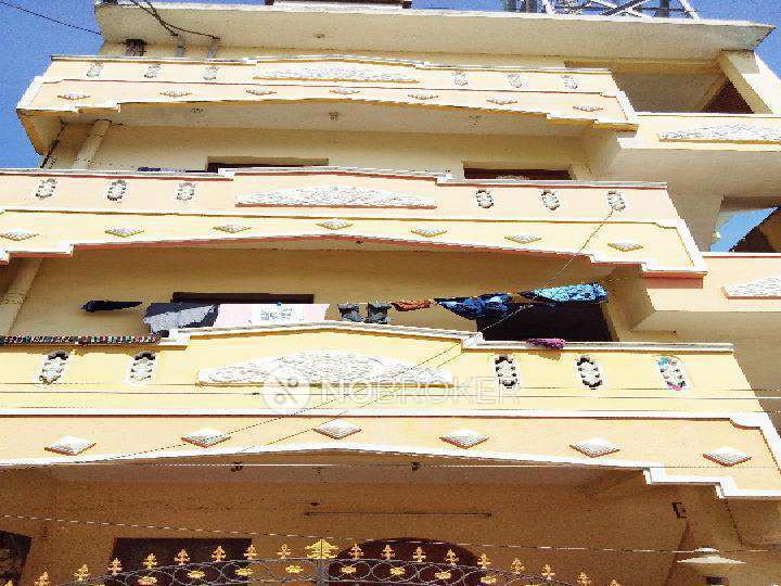 2 BHK House for Rent  In Neelangarai