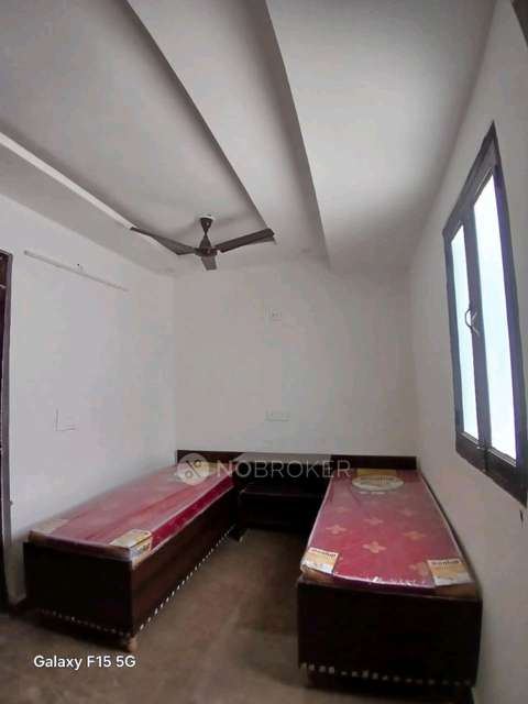 PG for Anyone in Sector 27