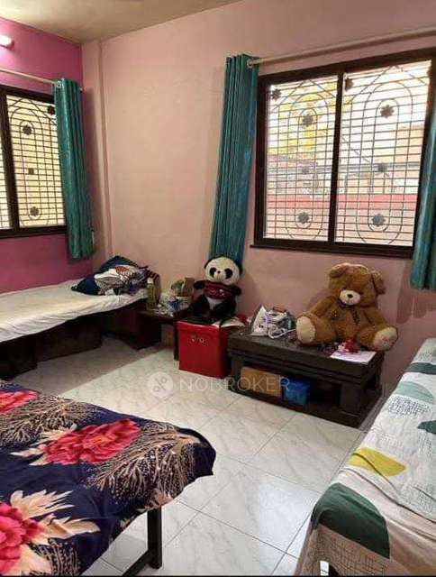 Shared Room for Female In 1 BHK  In Karve Nagar