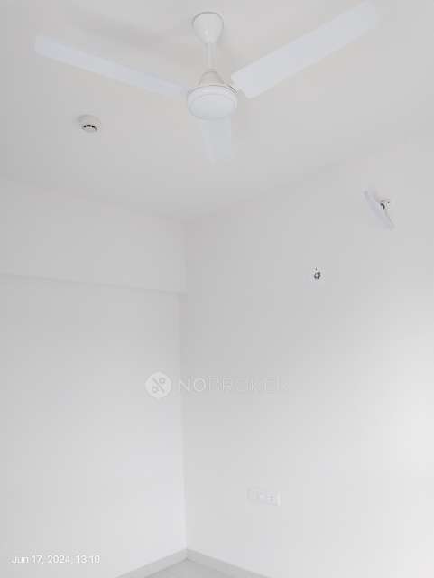 2 BHK Flat In Godrej Hillside 1 For Sale  In Mahalunge