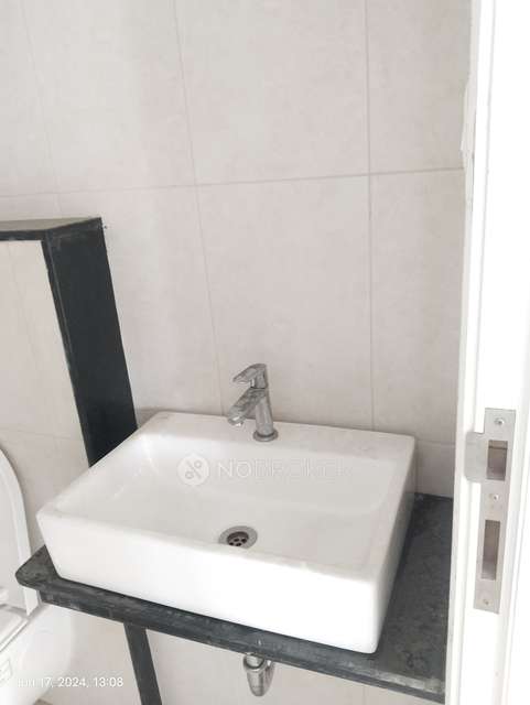 2 BHK Flat In Godrej Hillside 1 For Sale  In Mahalunge