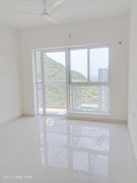 2 BHK Flat In Godrej Hillside 1 For Sale  In Mahalunge