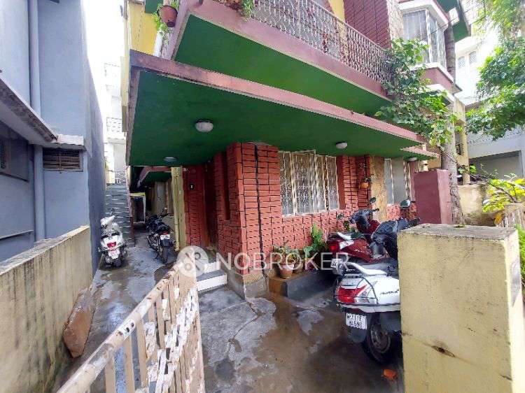 2 BHK House for Rent  In Hanumanth Nagar