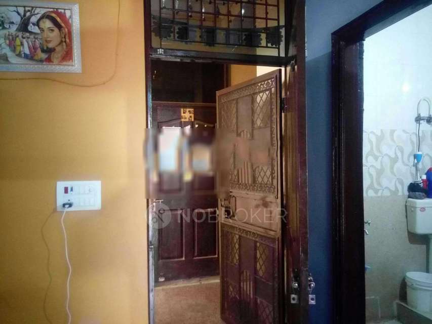 2 BHK Flat In Apartment For Sale  In Vishnu Enclave