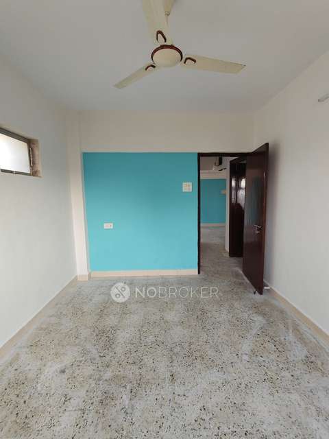 1 BHK Flat In Chitravani Building for Rent  In Malad East