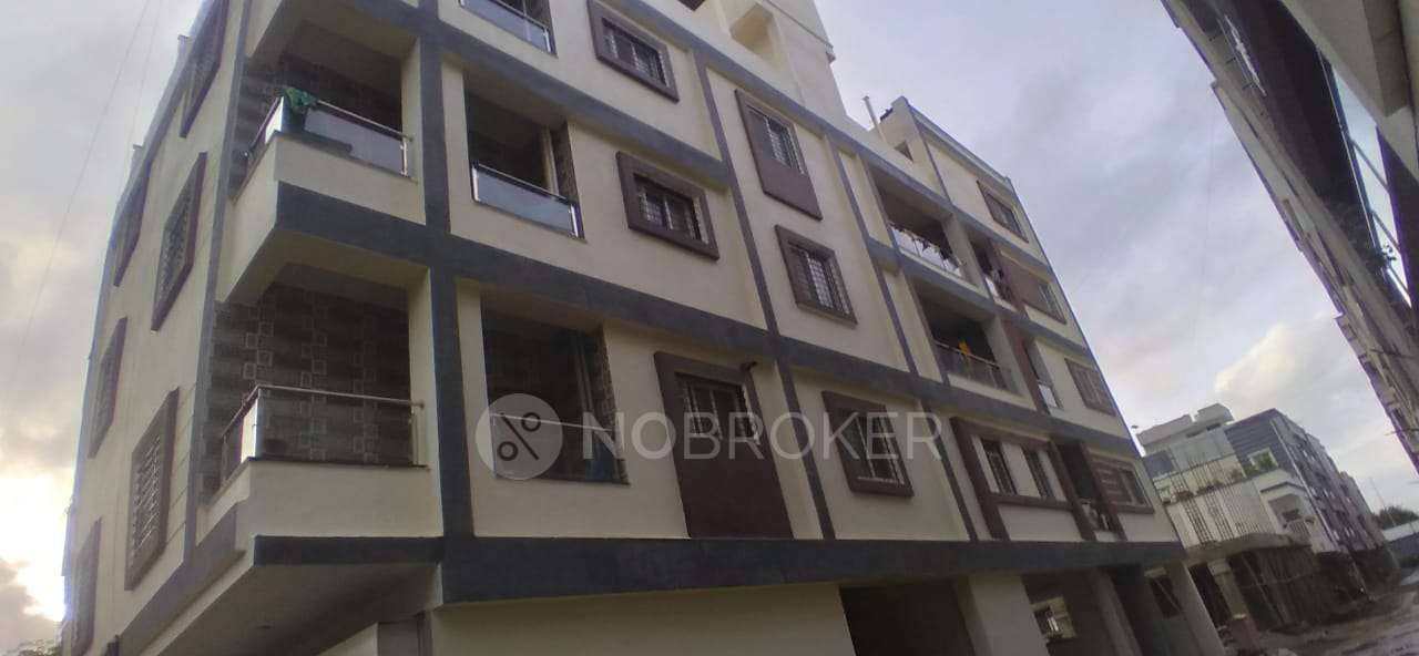 4+ BHK Flat For Sale  In Hadapsar