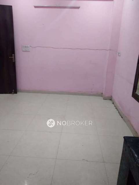 1 RK Flat In Standalone Building  for Rent  In Sector 38