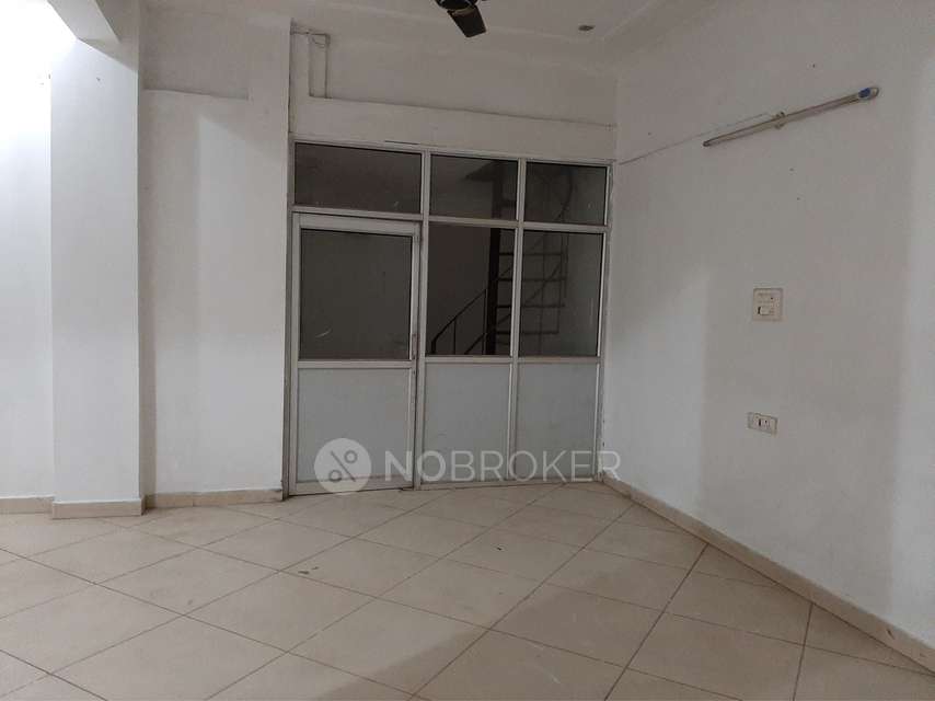 Godown/Warehouse in Sector 38, Gurgaon for Rent 