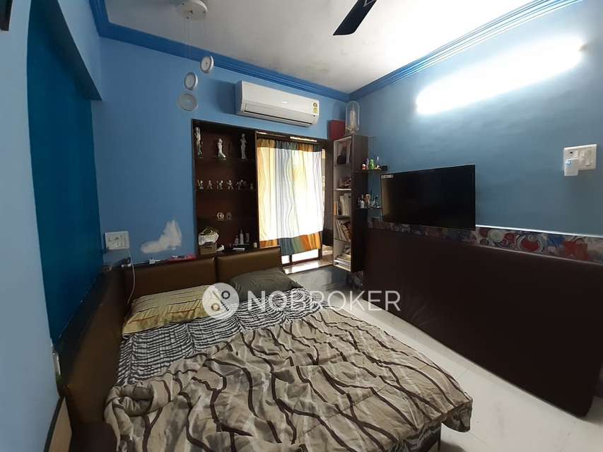 2 BHK Flat In Pushpmangal Apartment  For Sale  In Santacruz East