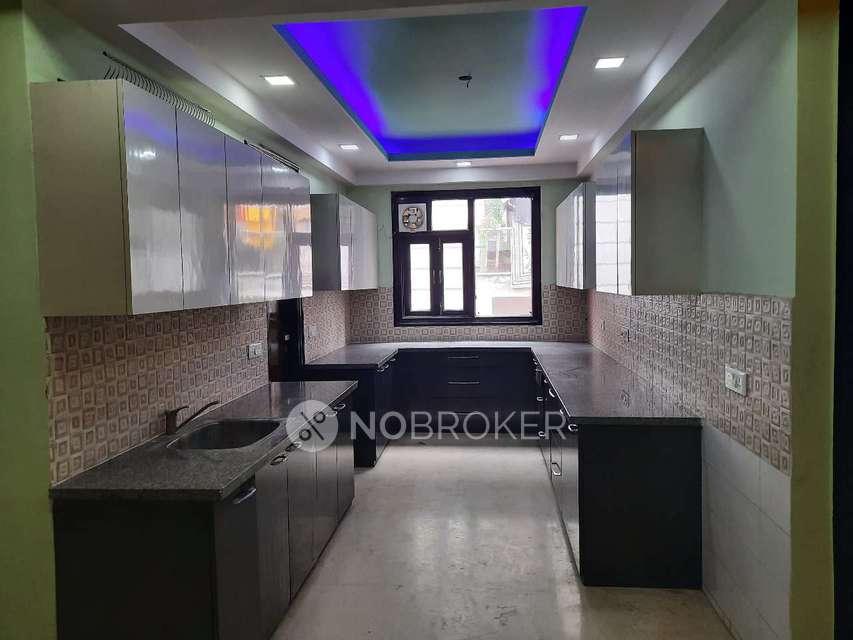 4 BHK Flat for Rent  In Chhatarpur