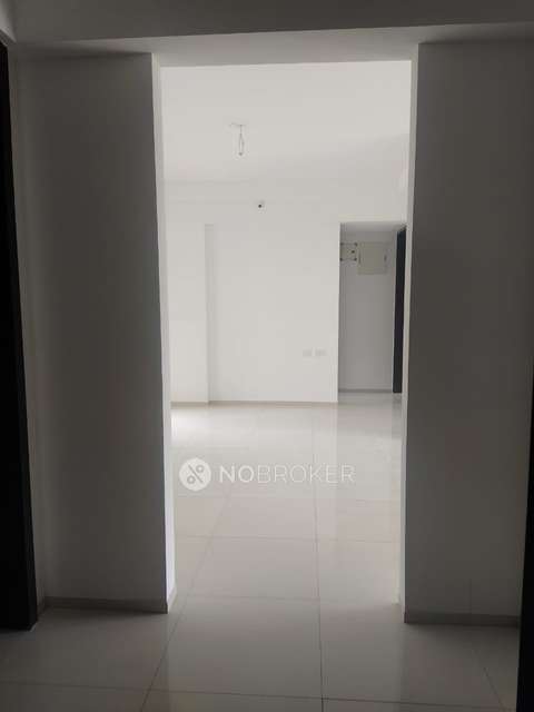 3 BHK Flat In Saarrthi Skybay, Baner Bypass Highway for Rent  In Baner Bypass Highway