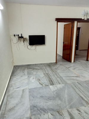 2 BHK Flat In Royal Terrace  New Thippasandra for Rent  In Royal Terrace Apartments