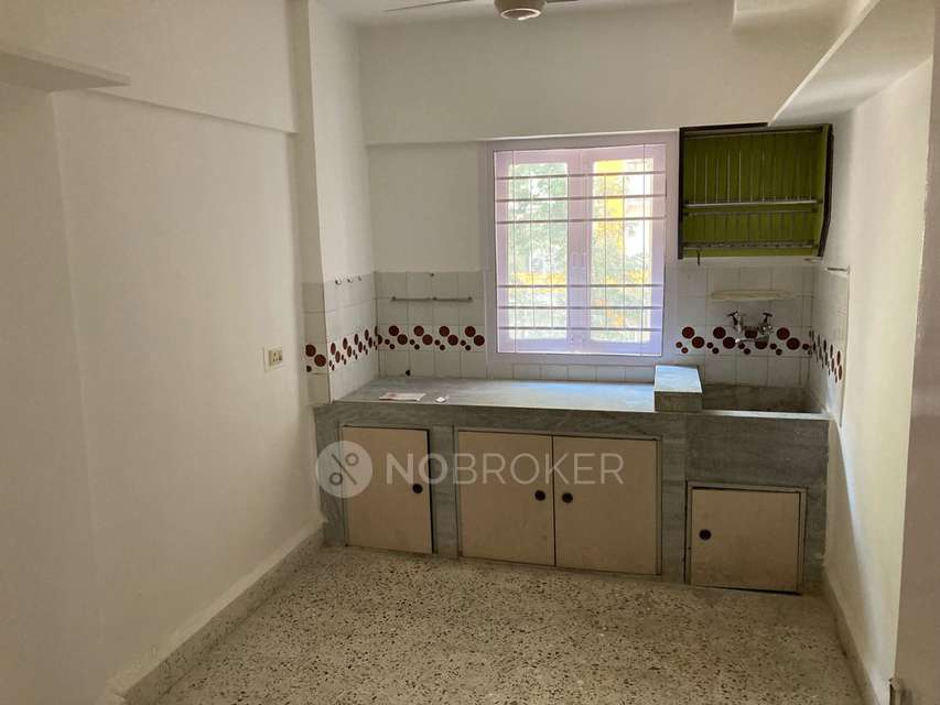 2 BHK Flat In Versova Jupiter Coop Housing Society  For Sale  In Andheri West