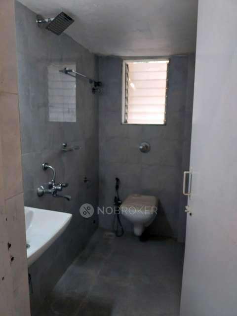 2 BHK Flat In Versova Jupiter Coop Housing Society  For Sale  In Andheri West