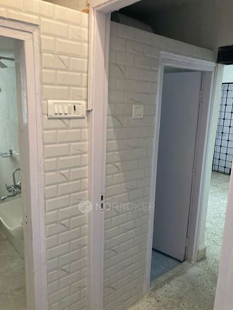 2 BHK Flat In Versova Jupiter Coop Housing Society  For Sale  In Andheri West