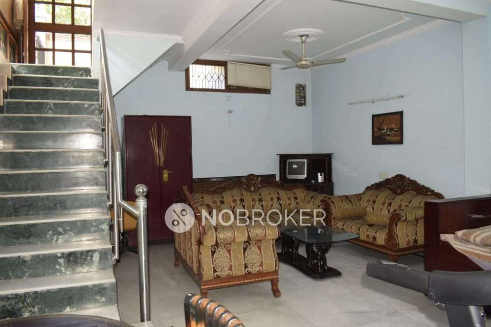 4+ BHK House For Sale  In  Sector 54