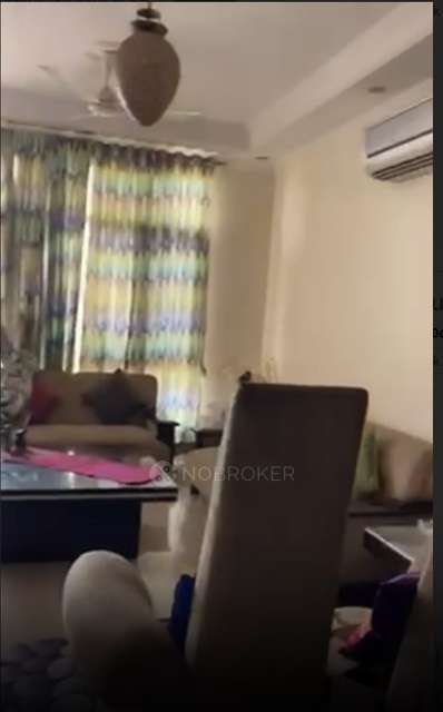 4 BHK Flat In Purvanchal Silver City For Sale  In Sector 93a