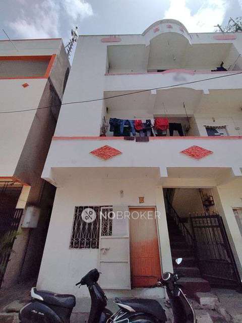 1 BHK Flat In Standalone Building    for Rent  In Hadapsar,