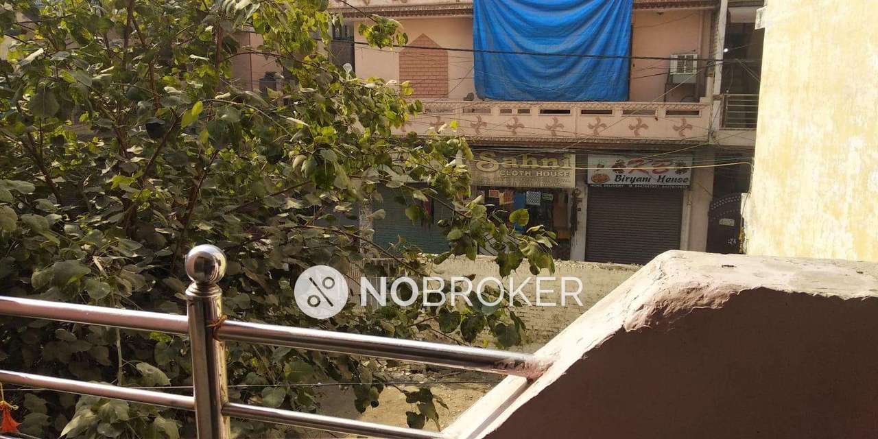 1 BHK Flat For Sale  In Tilak Nagar