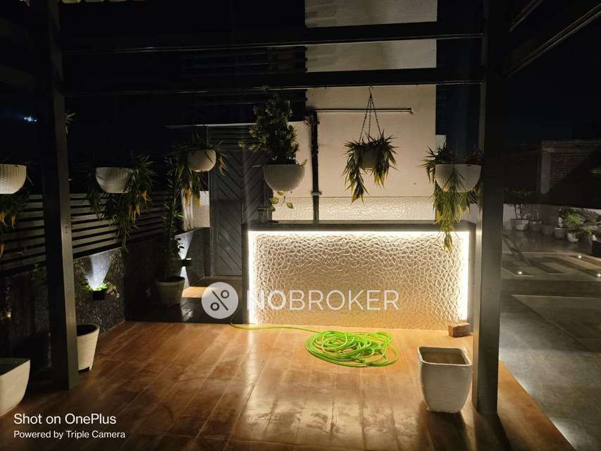 3 BHK Flat In Standalone Building  For Sale  In  Dwarka