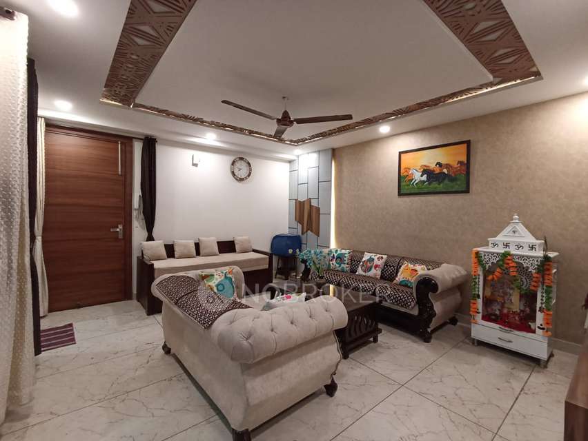 2 BHK Flat In Sri Krishna Apartment  For Sale  In Uttam Nagar