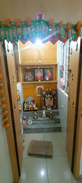 3 BHK Flat In Gr Shruthi Nivas, Singasandra For Sale  In Singasandra