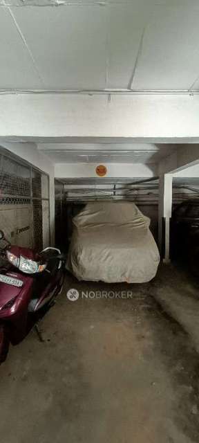 3 BHK Flat In Gr Shruthi Nivas, Singasandra For Sale  In Singasandra