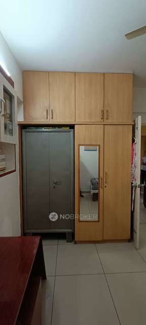 3 BHK Flat In Gr Shruthi Nivas, Singasandra For Sale  In Singasandra