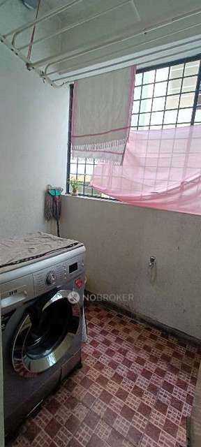 3 BHK Flat In Gr Shruthi Nivas, Singasandra For Sale  In Singasandra