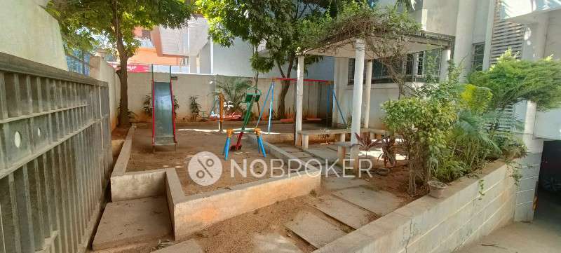 3 BHK Flat In Gr Shruthi Nivas, Singasandra For Sale  In Singasandra