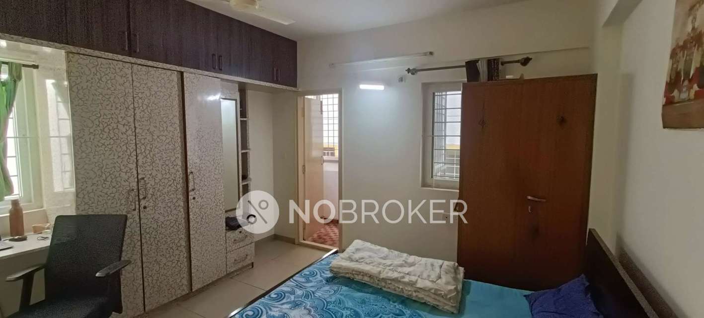 3 BHK Flat In Gr Shruthi Nivas, Singasandra For Sale  In Singasandra