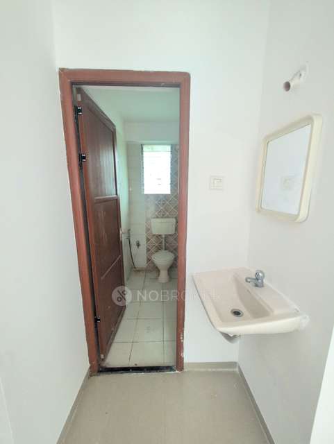 1 BHK Flat In Hiraco Eminence For Sale  In Mira Bhayandar