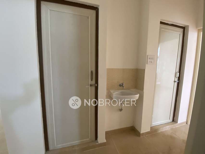 2 BHK Flat In Mahindra Happinest For Sale  In Kambalgaon