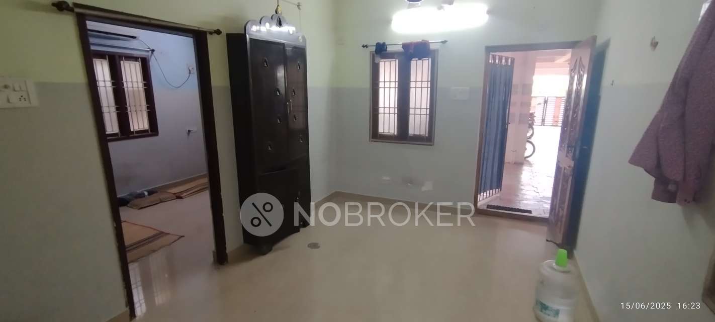 2 BHK Flat In Jkv Galaxy For Sale  In Mudichur