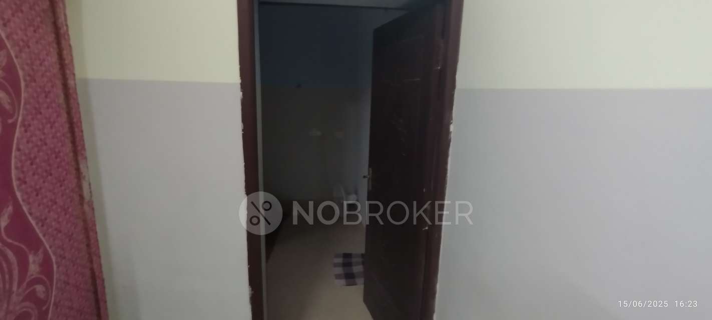 2 BHK Flat In Jkv Galaxy For Sale  In Mudichur