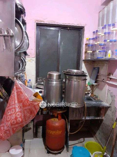 1 RK Flat In Manglal Kalash For Sale  In Mulund East