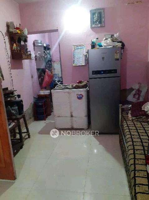 1 RK Flat In Manglal Kalash For Sale  In Mulund East