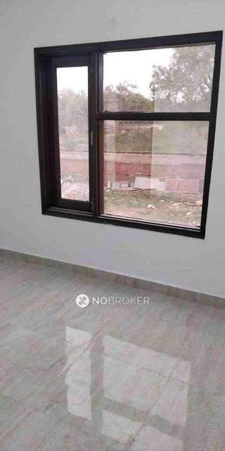 2 BHK Flat In South Pearl 1 For Sale  In Chattarpur